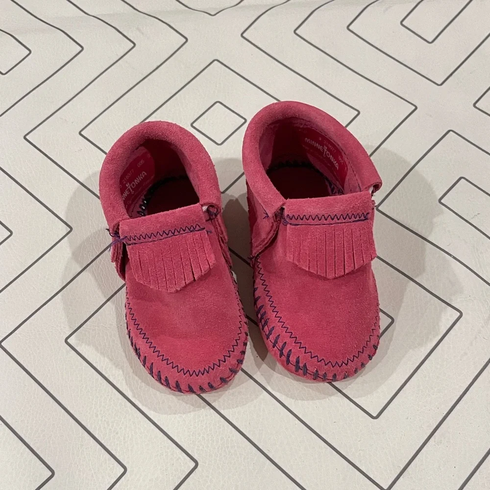 Minnetonka Pink Riley Booties